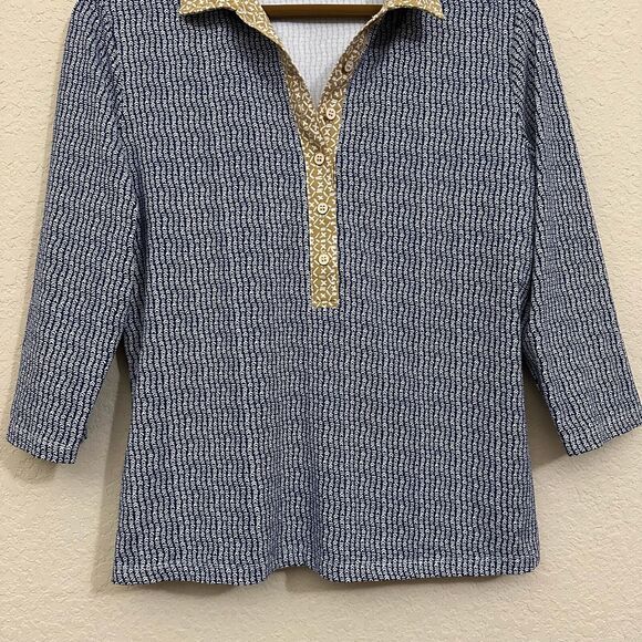 J.MCLAUGHLIN Printed Henley Blouse Blue 3/4 Sleeve Nylon Stretch NWOT - Picture 4 of 9